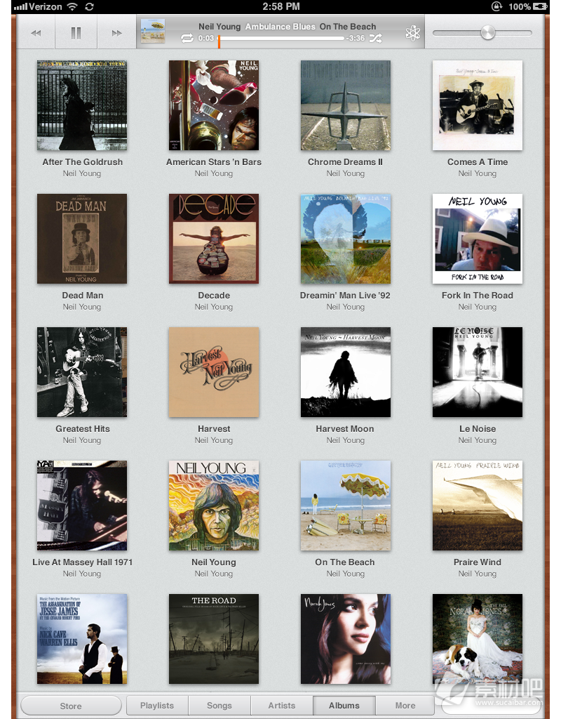 iOS 5的iPad音乐应用界面PSD素材