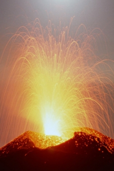 火山喷发壮观手机壁纸
