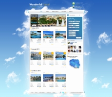 蓝色天空背景旅游网站首页设计